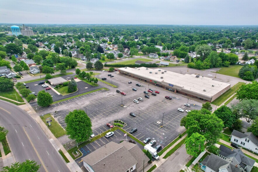 More Photos Of 900-1000 Lafayette Ave, Bay City Unknown For Lease