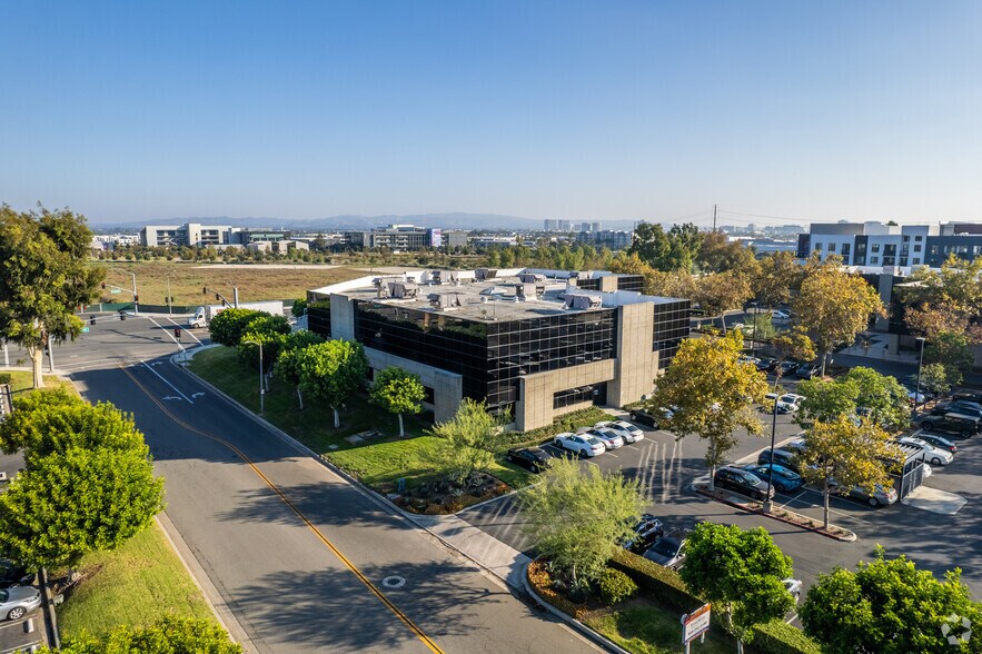 More Photos Of 2500 Red Hill Ave, Santa Ana Medical For Sale