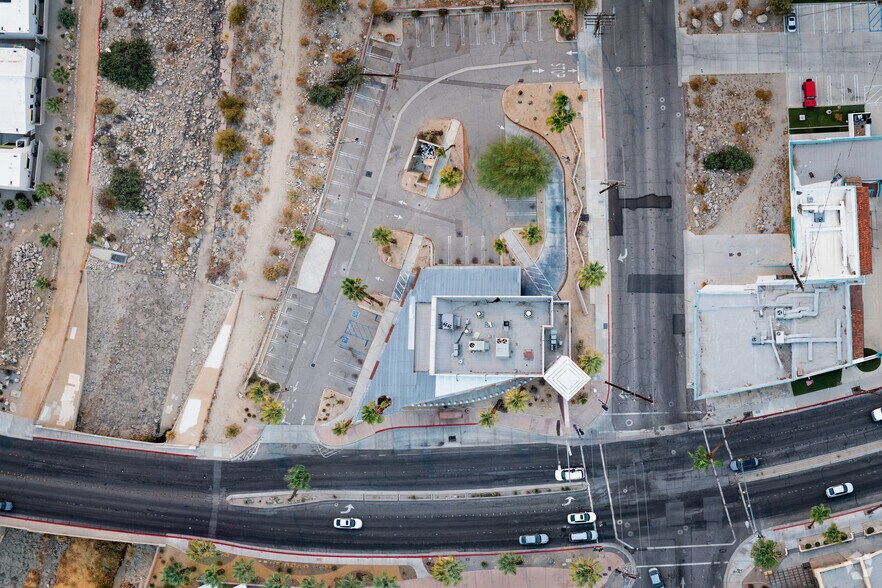 More Photos Of 725 S Palm Canyon Dr, Palm Springs Fast Food For Lease