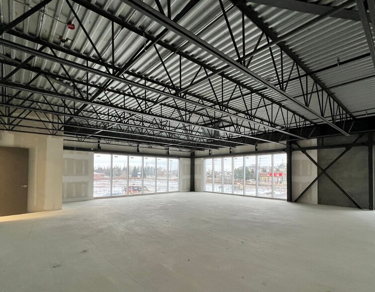 More Photos Of 9300 Goreway Dr, Brampton Storefront Retail Office For Sale