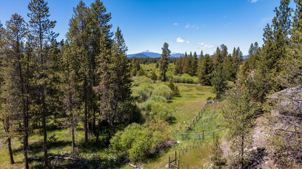 More Photos Of 53345 Riverview Dr, La Pine Multifamily For Sale