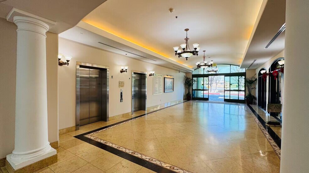 More Photos Of 13768 Roswell Ave, Chino Medical For Lease