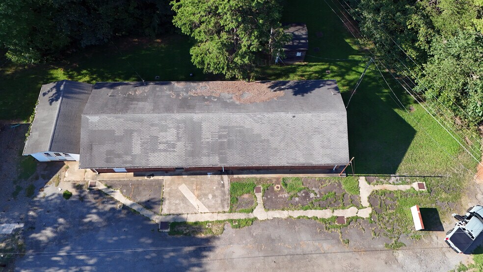 More Photos Of 4218 NC-268 Hwy, Ararat Flex For Sale