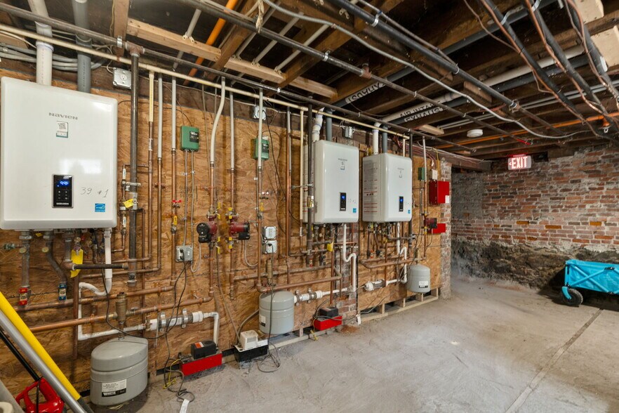 More Photos Of 41 W Walnut Park, Roxbury Apartments For Sale