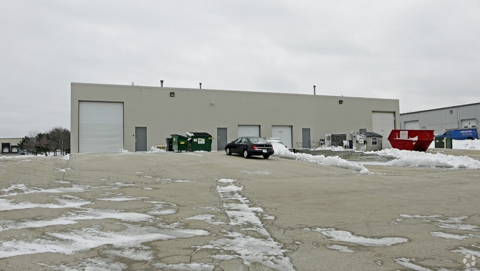 More Photos Of W226N781 Eastmound Dr, Waukesha Light Manufacturing For Lease