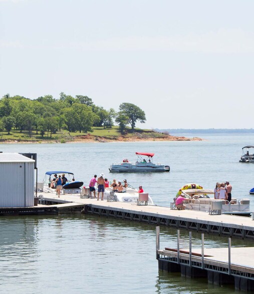 More Photos Of 7007 Marina Dr, Kingston Marina For Sale