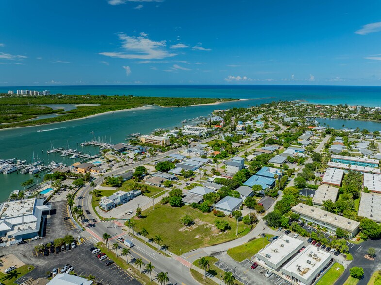 More Photos Of 1150 Carlton Ct, Fort Pierce Apartments For Sale