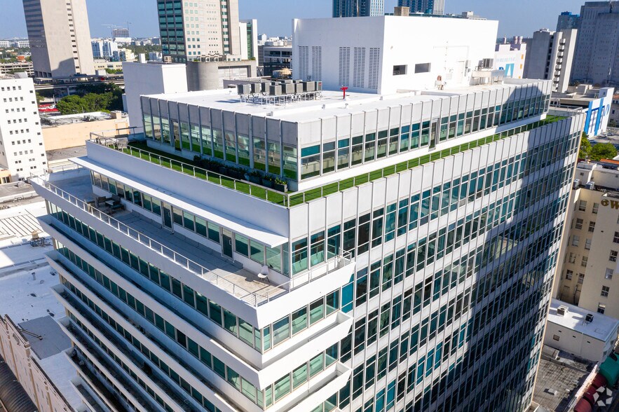 More Photos Of 14 NE 1st Ave, Miami Office For Sale