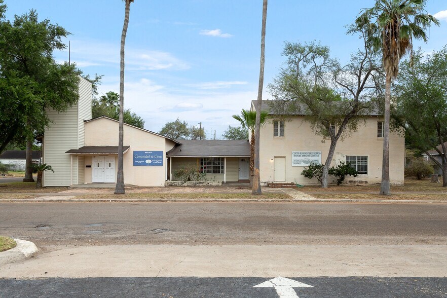 More Photos Of 503 S Illinois Ave, Weslaco Flex For Lease