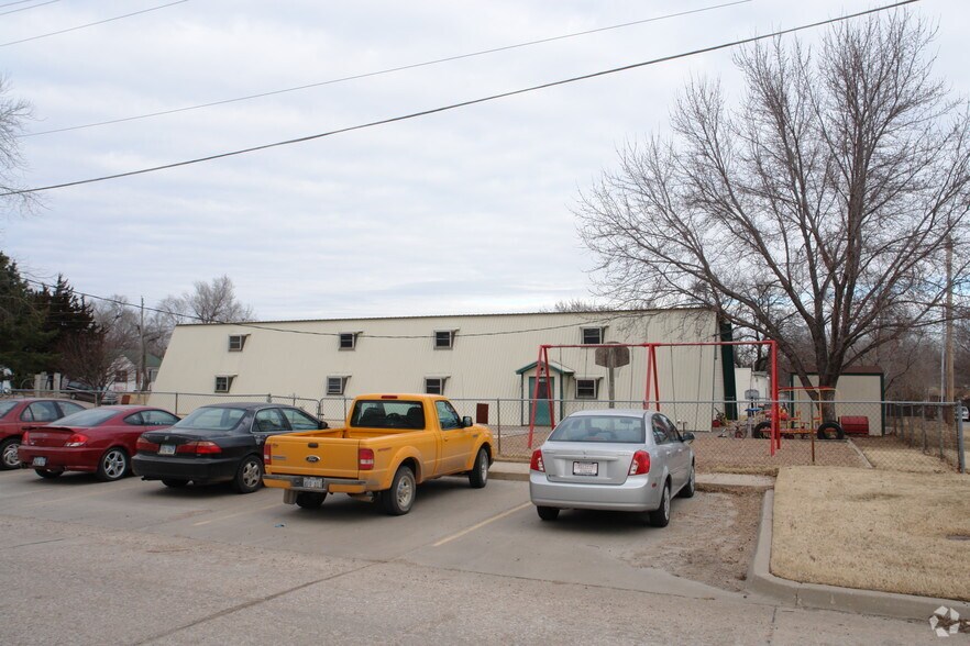 More Photos Of 1300 N State St, Augusta Daycare Center For Sale