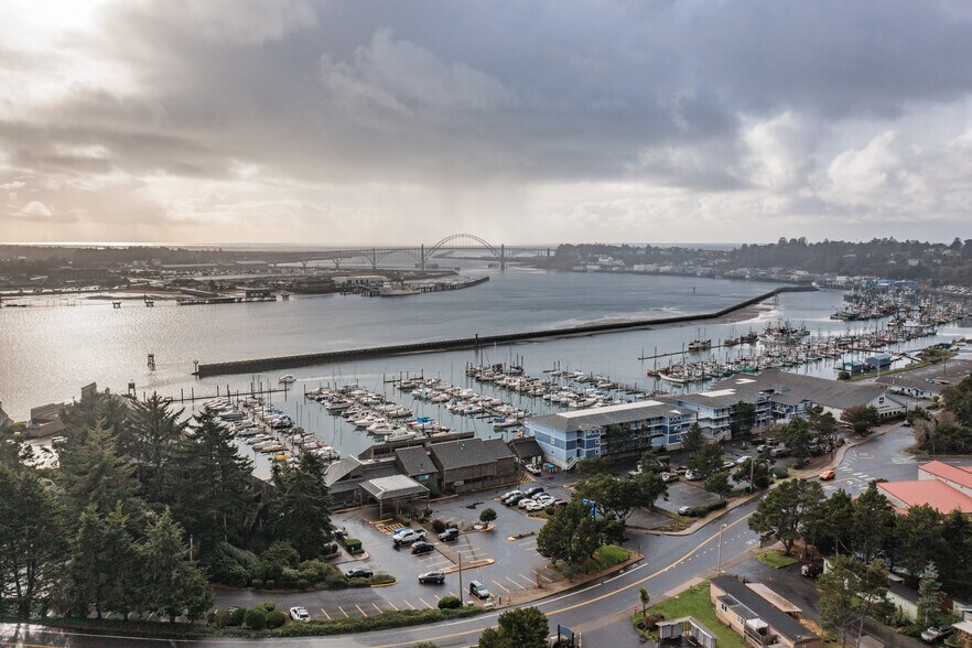 More Photos Of 1005 SE Bay Blvd, Newport Land For Sale