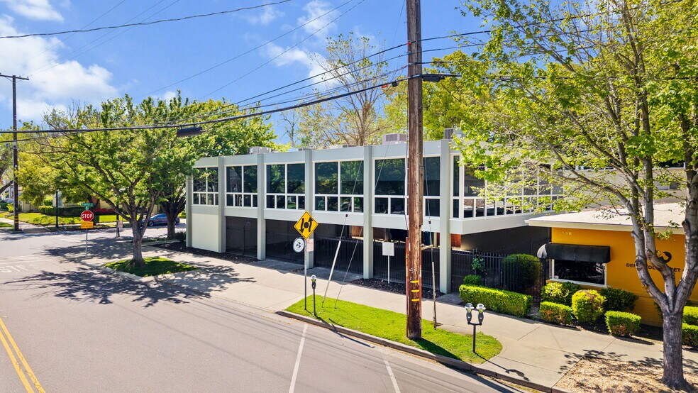 More Photos Of 2431 Capitol Ave, Sacramento Loft Creative Space For Lease