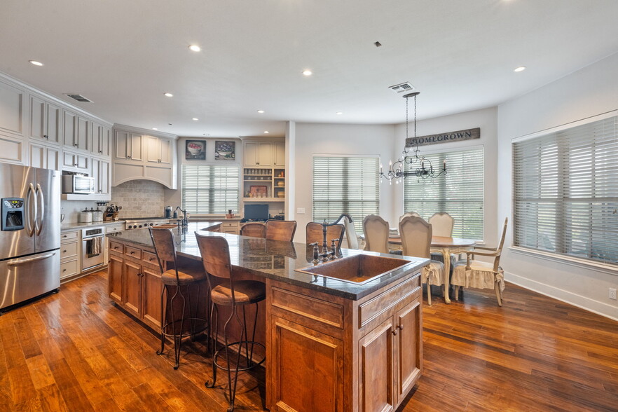 More Photos Of 2538 County Road 223, Floresville Land For Sale