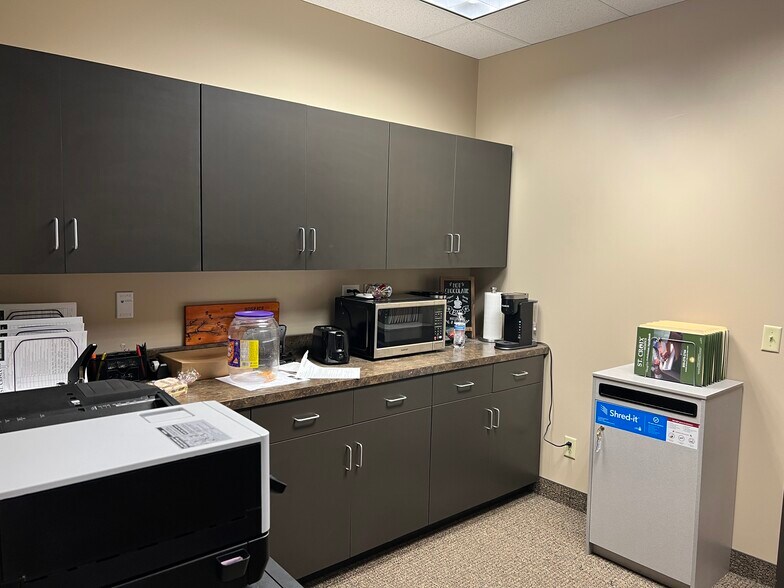 More Photos Of 7658 Design Dr, Baxter Office For Sale