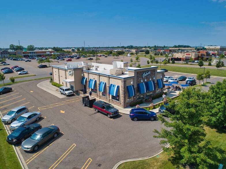 More Photos Of 28511-28599 Schoolcraft Rd, Livonia Unknown For Lease