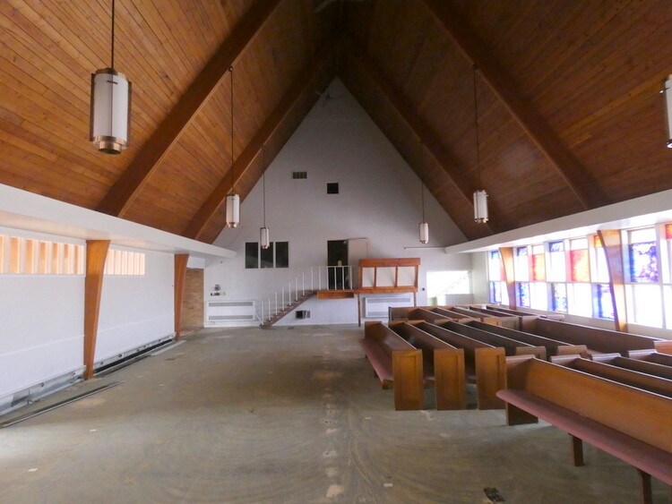 More Photos Of 2316 Corunna Rd, Flint Religious Facility For Lease