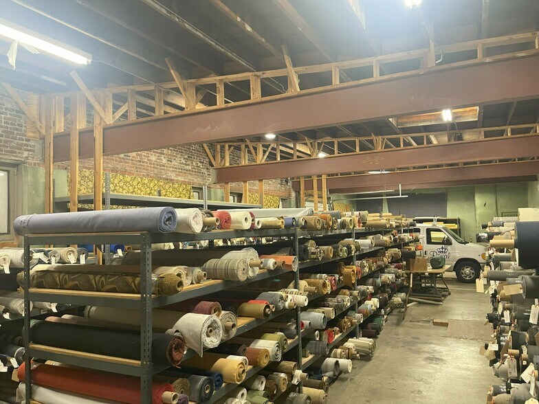 More Photos Of 222 E Sprague Ave, Spokane Freestanding For Lease