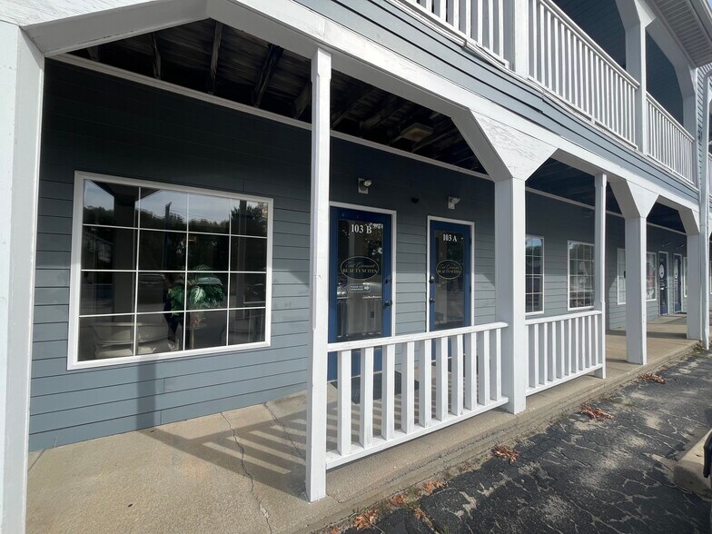 More Photos Of 5853 Post Rd, East Greenwich General Retail For Sale