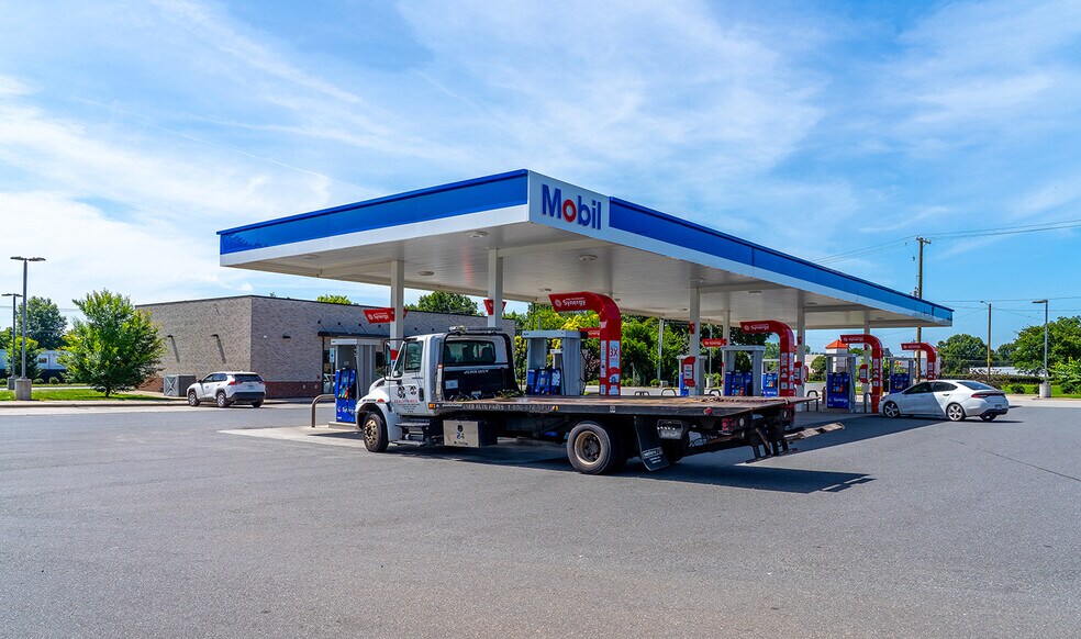More Photos Of 4800 N Graham St, Charlotte Convenience Store For Sale