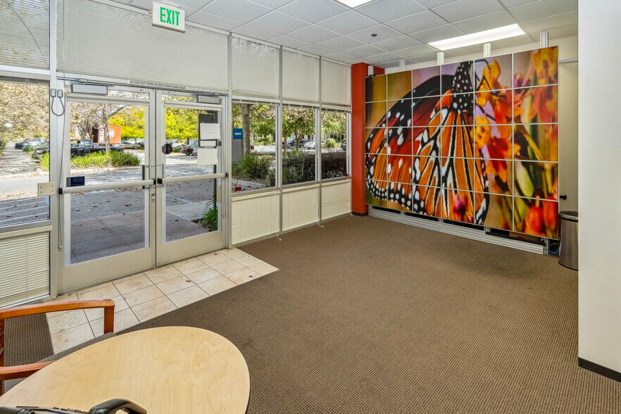 More Photos Of 1292 Kifer Rd, Sunnyvale Light Distribution For Sale