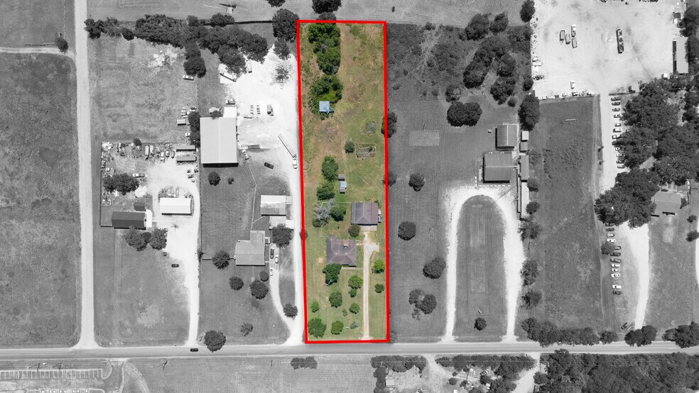 Primary Photo Of 12409 Lowden Ln, Manchaca Flex For Sale
