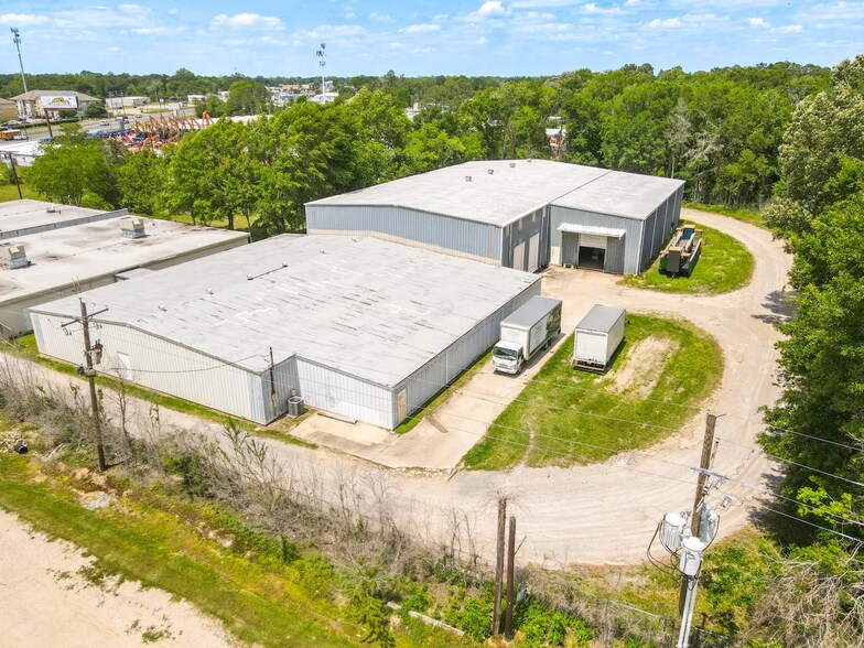 More Photos Of 6545 Airline Hwy, Baton Rouge Showroom For Lease