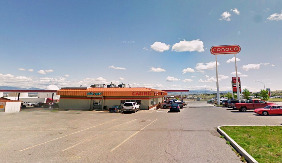 Primary Photo Of 3122 E US Highway 12, Helena General Retail For Sale