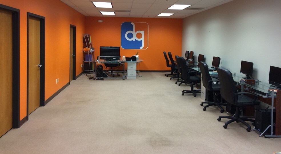 More Photos Of 8701-8739 Mylander Ln, Towson Unknown For Lease