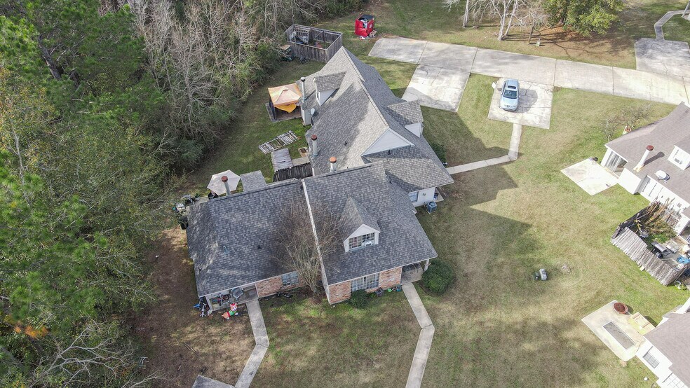 More Photos Of 70601 Chapman Drive, Abita Springs Multifamily For Sale