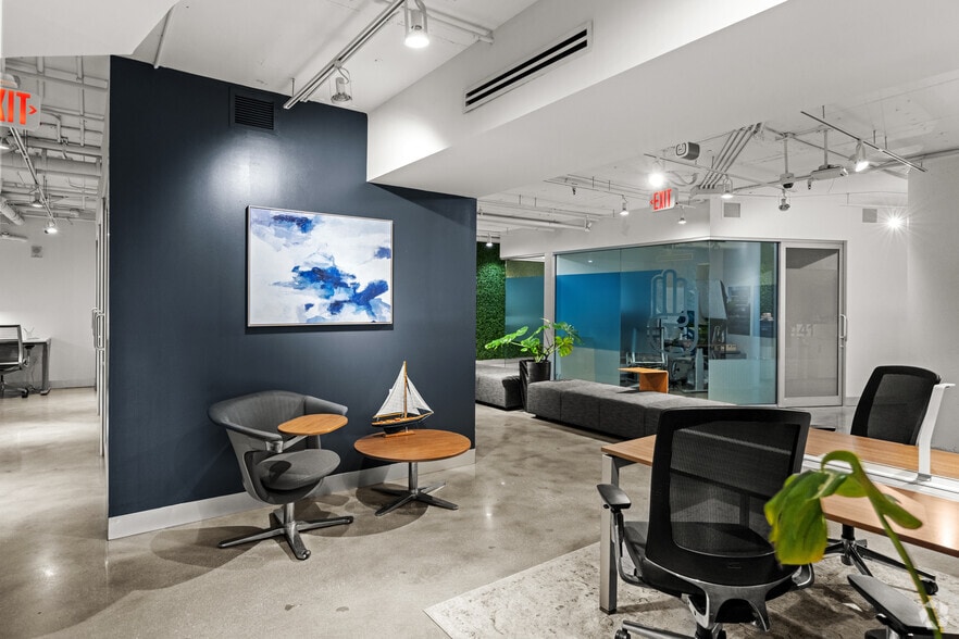 More Photos Of 333 Las Olas Way, Fort Lauderdale Coworking Space