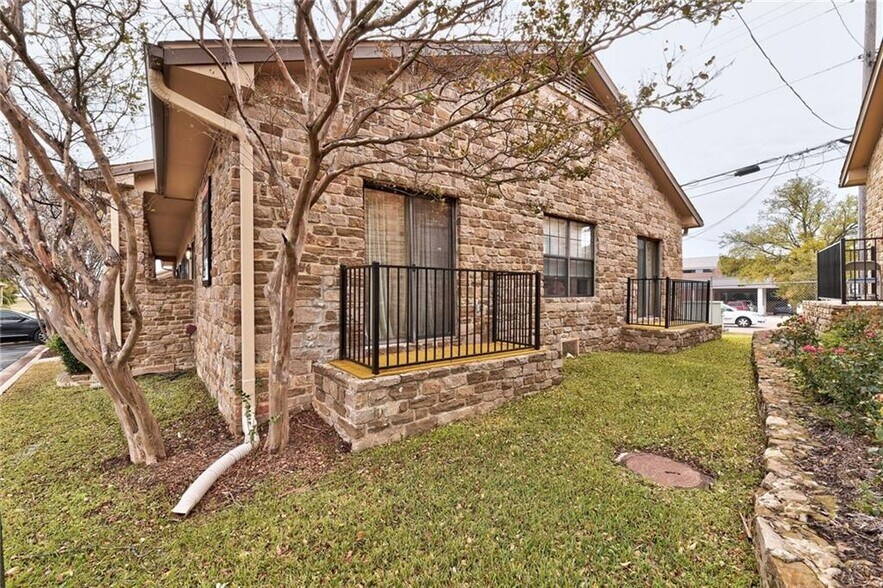 More Photos Of 13740 Research Blvd, Austin Medical For Lease