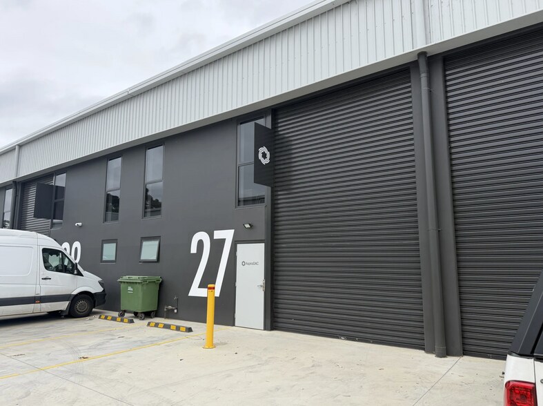 More Photos Of 61 Ashford Ave, Milperra Warehouse For Lease