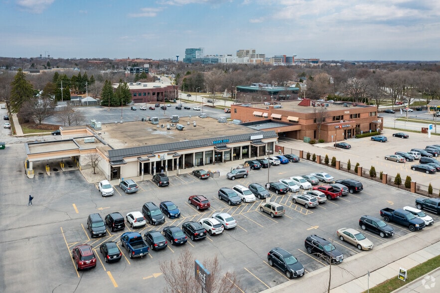 305319 N 76th St, Milwaukee, WI 53213 Retail For Lease