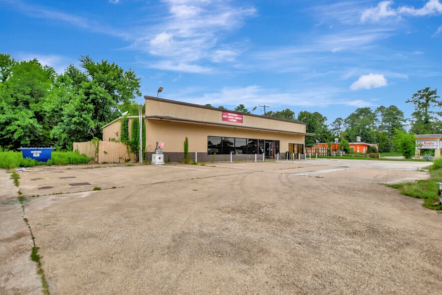 More Photos Of 9240 State Highway 75 S, New Waverly Convenience Store For Sale