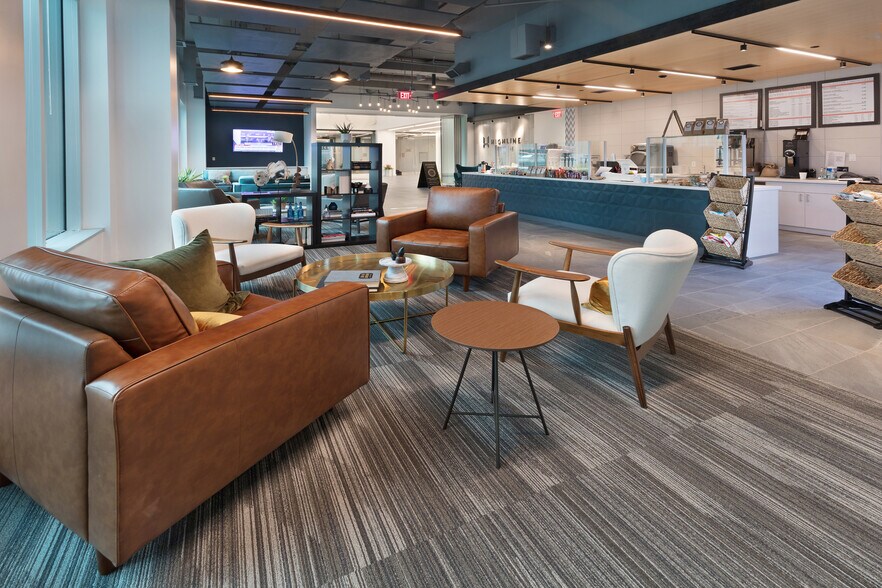 More Photos Of 8401 Greensboro Dr, McLean Office For Lease