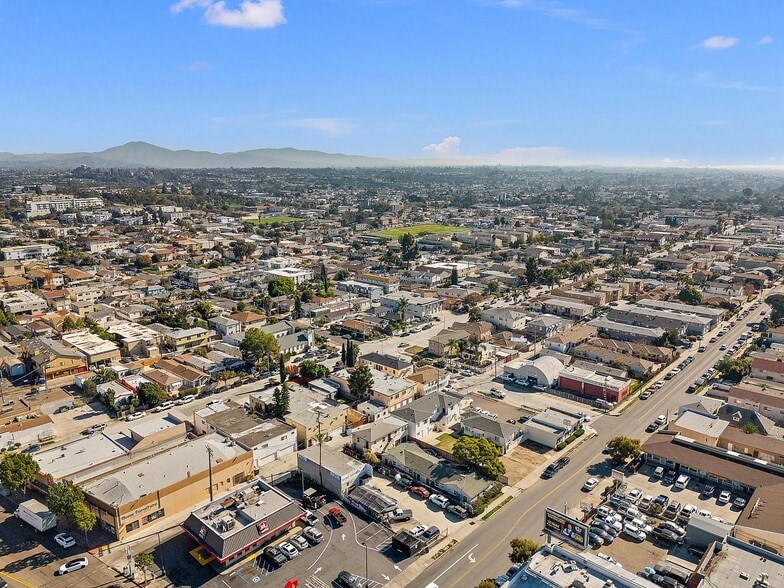 More Photos Of 4335 Euclid Ave, San Diego Auto Repair For Sale