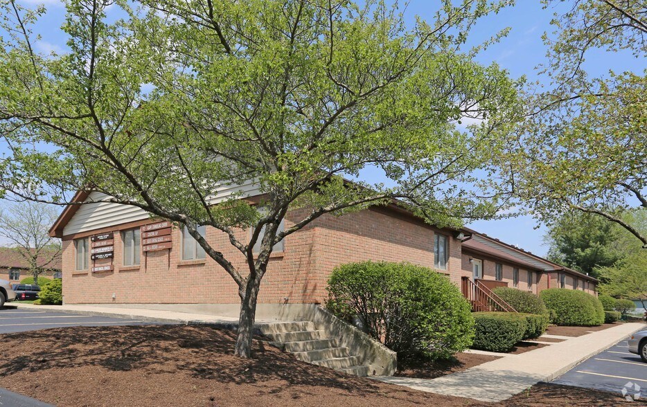 More Photos Of 1701-1733 S Breiel Blvd, Middletown Medical For Sale