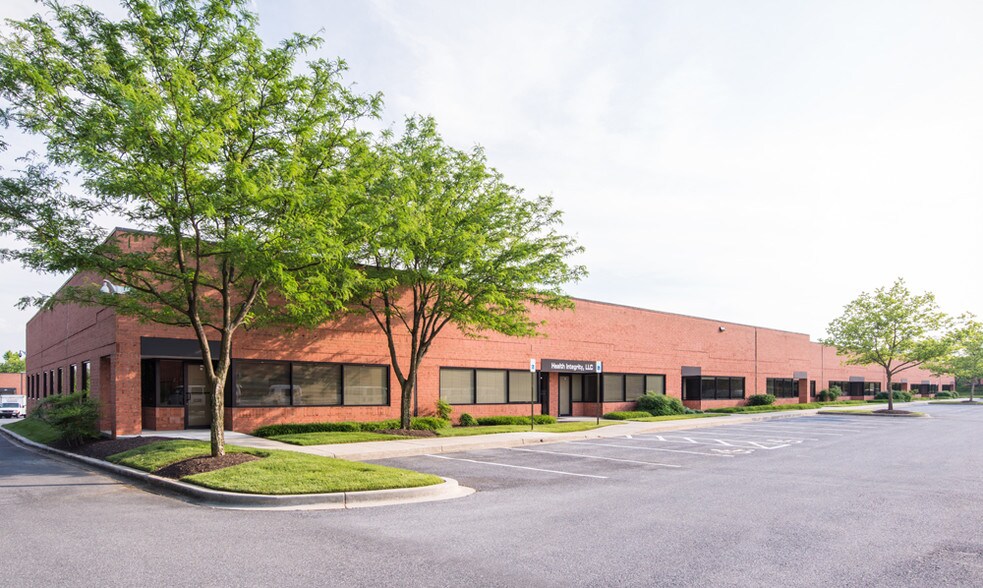 More Photos Of 2505 Lord Baltimore Dr, Windsor Mill Unknown For Lease