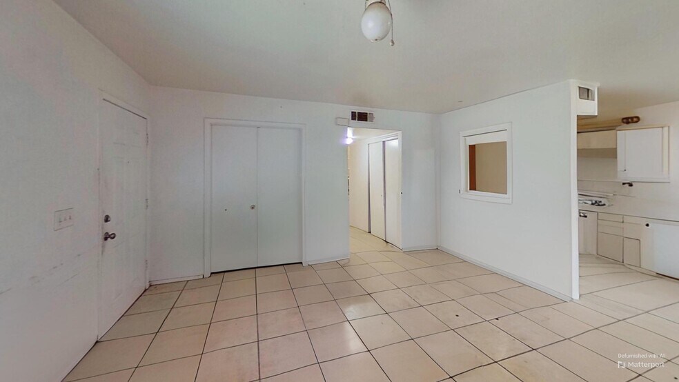 More Photos Of 2101 Sun Ave, North Las Vegas Apartments For Sale
