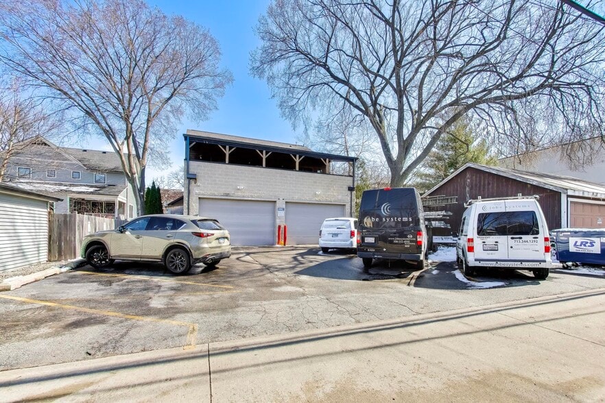 More Photos Of 1132 Florence Ave, Evanston Office Residential For Sale