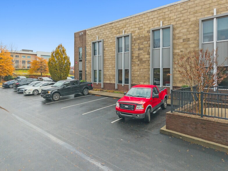 More Photos Of 2179 Edward Curd Ln, Franklin Loft Creative Space For Sale