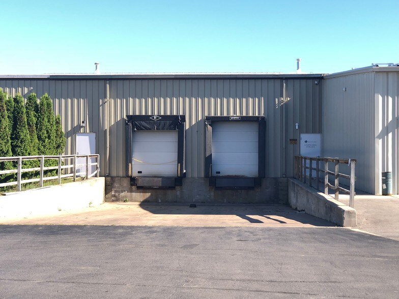 More Photos Of 2291 Traversefield Dr, Traverse City Manufacturing For Lease