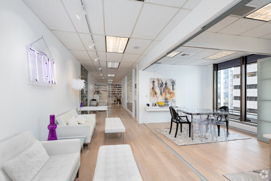 More Photos Of 2200 6th Ave, Seattle Office For Lease