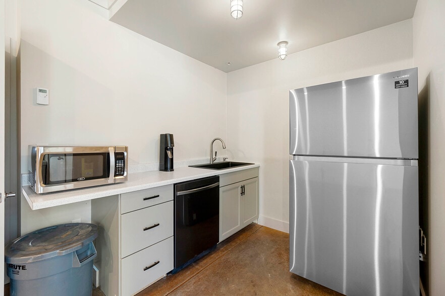 More Photos Of 2805-2817 NE Martin Luther King Blvd, Portland Apartments For Lease