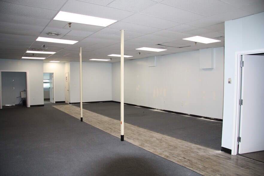 More Photos Of 535 Broadhollow Rd, Melville Office For Sale