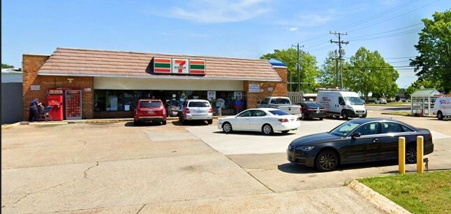 More Photos Of 800 E Little Creek Rd, Norfolk Convenience Store For Sale