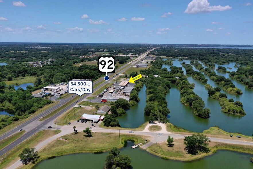 More Photos Of 3632 US Highway 92 E, Lakeland Storefront Retail Office For Lease