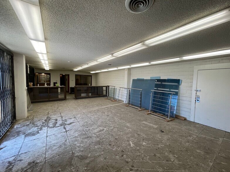 More Photos Of 1630 Lewis Brown Dr, Vallejo Service For Sale