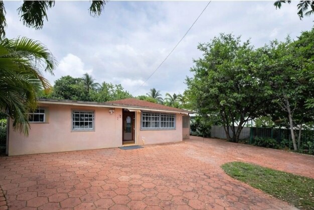 More Photos Of 77 Northwest Blvd, Miami Apartments For Sale