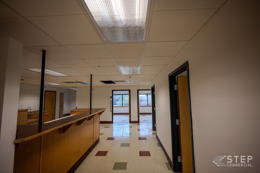 More Photos Of 605 Parfet St, Lakewood Medical For Sale